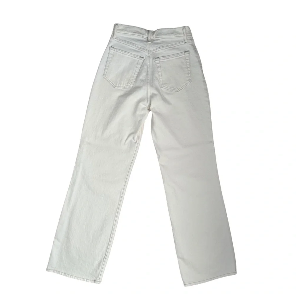 Abercrombie & Fitch The ‘90s Relaxed Jean High Rise - White Jean - Picture 3 of 4